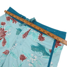 Load image into Gallery viewer, Patagonia Tropical Floral Hybrid Shorts - 28"
