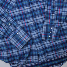 Load image into Gallery viewer, Vintage Levis Pearl Snap Down Western Flannel Shirt - M