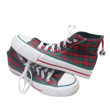 Load image into Gallery viewer, Vintage Converse Chuck Taylor Christmas Edition Sneakers - W5/M3