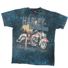 Load image into Gallery viewer, Vintage Harley Davidson "On the Prowl" Graphic T Shirt