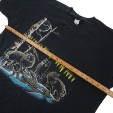 Load image into Gallery viewer, Vintage Wolf Night Scene Graphic T Shirt - XL