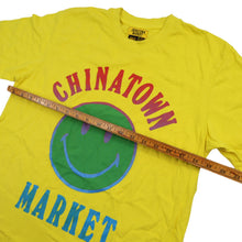 Load image into Gallery viewer, Chinatown Market x Smiley Original Graphic Spellout T Shirt - M
