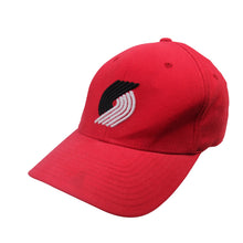Load image into Gallery viewer, Vintage Nike Portland Blazers Fitted Cap - OS