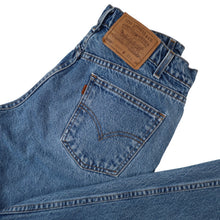 Load image into Gallery viewer, Vintage Levis 550 Orange Tab Denim Jeans - 33"x34"