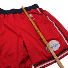 Load image into Gallery viewer, Vintage Nike LA Clippers Basketball Shorts - M