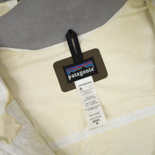 Load image into Gallery viewer, Patagonia H2no Guidewater Jacket - M