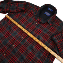 Load image into Gallery viewer, Pendleton %100 Wool Lodge Shirt - M