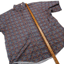 Load image into Gallery viewer, Pendleton Allover Print Button Down Shirt - L