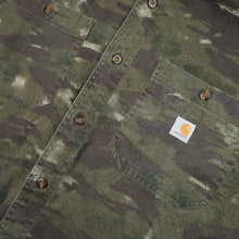 Load image into Gallery viewer, Carhartt Camo Button Down Shirt - L