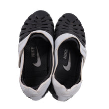 Load image into Gallery viewer, Vintage Nike Rubberized Foam Shoes - M7