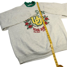 Load image into Gallery viewer, Vintage 1995 University of Oregon Rose Bowl Sweatshirt - XL