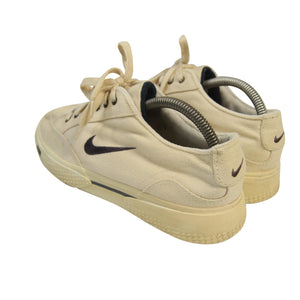 Vintage 1999 Nike GTS Challenge Court Canvas Sneakers - 8.5