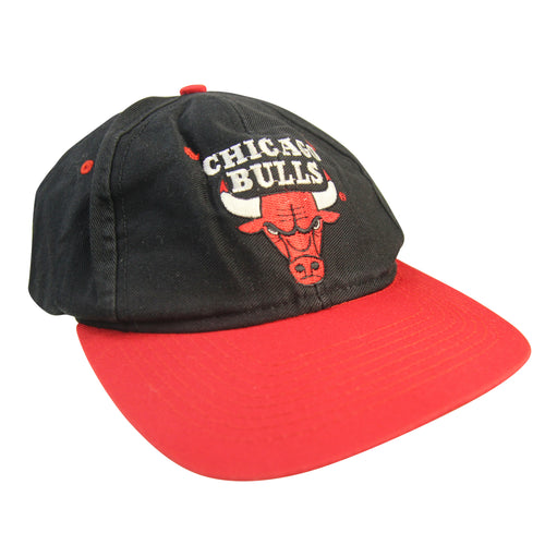Vintage Logo 7 Chicago Bulls Snapback Hat