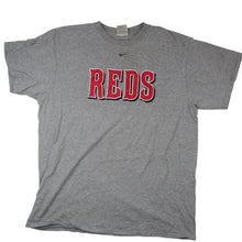 Load image into Gallery viewer, Vintage Nike Cincinnati Reds Graphic T Shirt - L