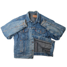 Load image into Gallery viewer, Vintage Levi&#39;s Blanket Lined Denim Trucker Jacket - L