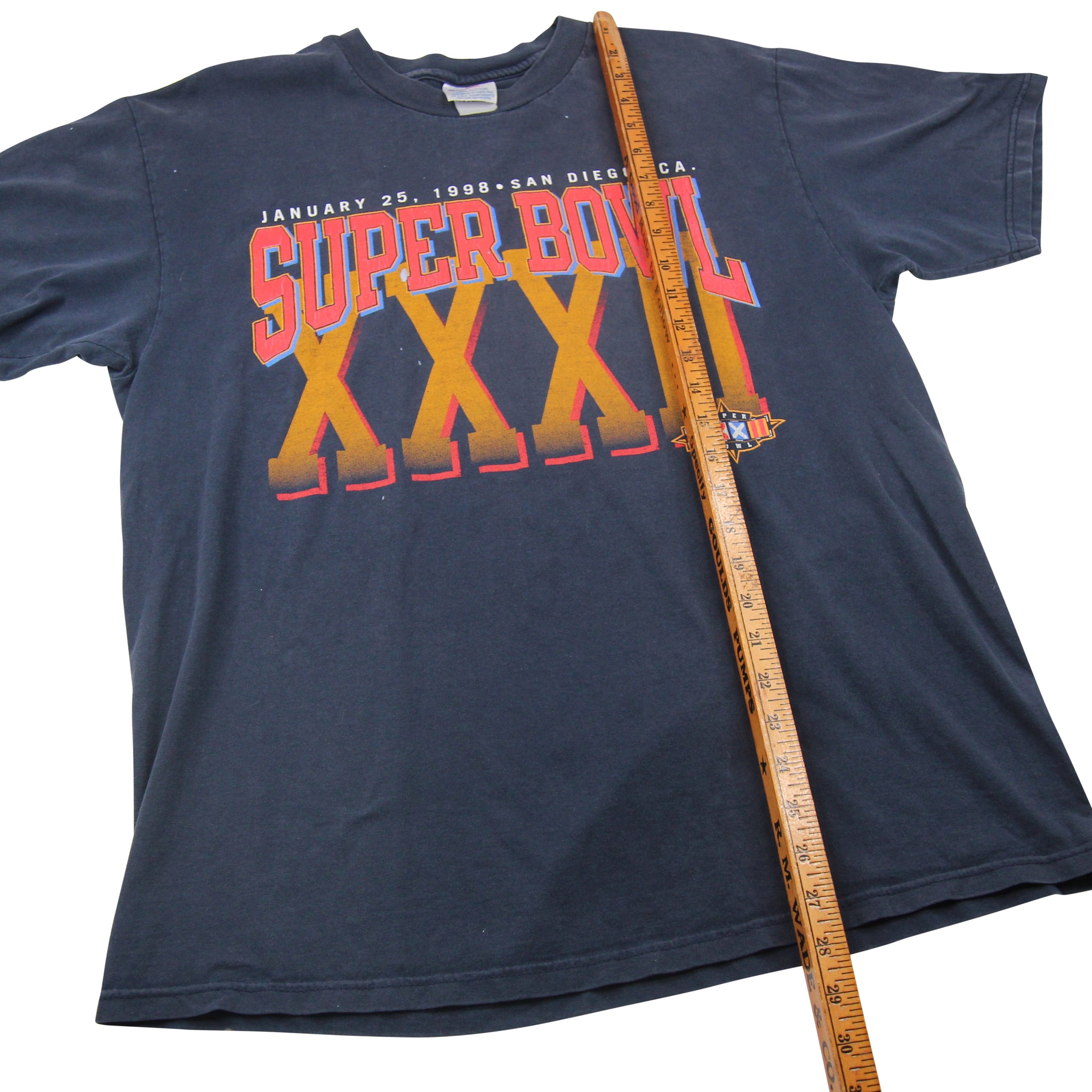 Vintage Champion Super Bowl XXXII graphic T shirt - L – Jak of all Vintage