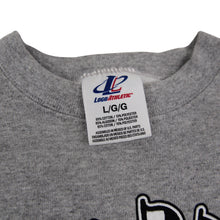 Load image into Gallery viewer, Vintage Indianapolis Motor Speedway Graphic Sweatshirt - L