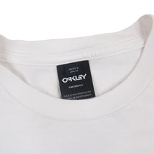 Load image into Gallery viewer, Oakley Frogskins Spellout Graphic T Shirt - S