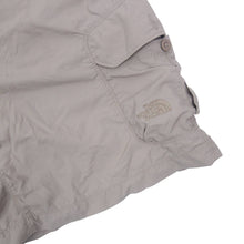 Load image into Gallery viewer, The North Face Adventure Cargo Shorts - L