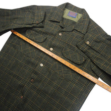 Load image into Gallery viewer, Vintage Pendleton %100 Virgin Wool Plaid Shirt - M